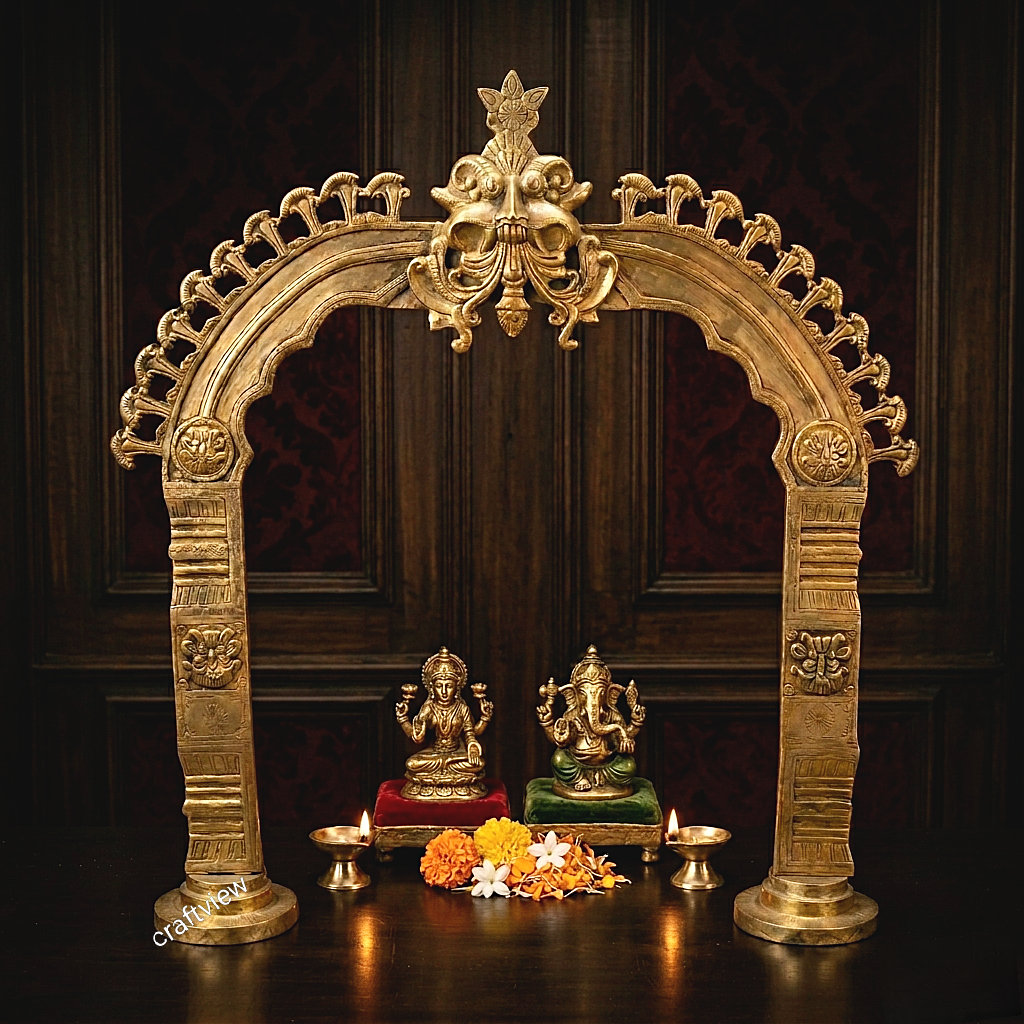 Brass Large Kirtimukha Prabhavali Frame