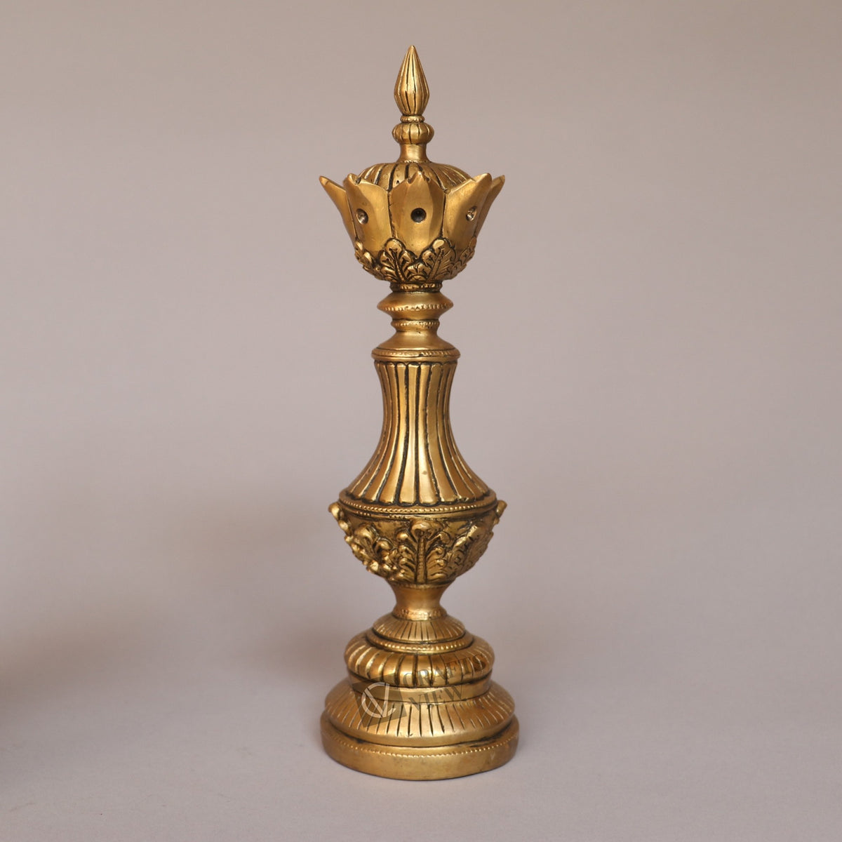 Brass Royal Elegance Chess Piece Finials – Knight, King & Bishop