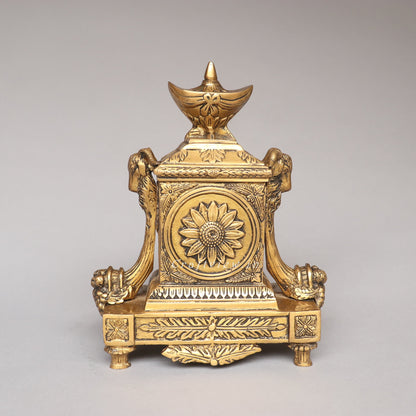 Brass Clock Tabletop Décor