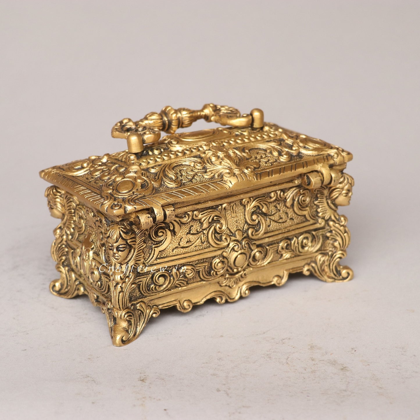 Brass Decorative Jewelry Box: A Timeless Treasure